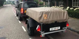 Aart Kok Kariba Off-Road Tent & Trailer vouwwagen onderweg naar Italië