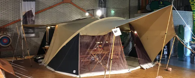 Aart Kok River Lodge vouwwagen met horgaas voorwand
