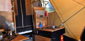 Aart Kok Adventure Tuareg vouwwagen keuken op de camping