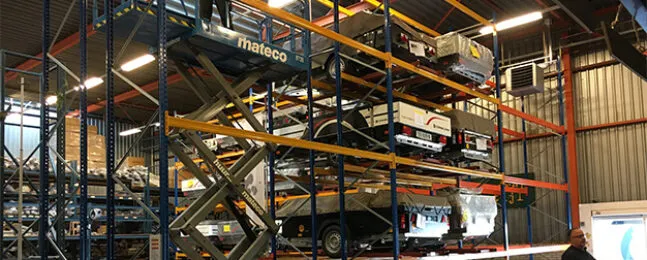 Aart Kok Adventure vouwwagen distributiecentrum Heemstede