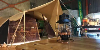 Barebones Railroad Lantern bij Aart Kok Adventure Heemstede