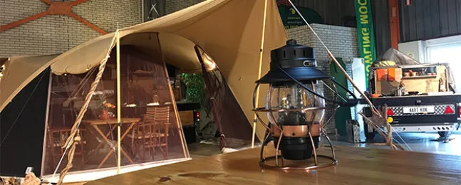 Barebones Railroad Lantern bij Aart Kok Adventure Heemstede