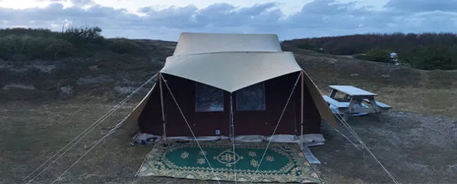 Aart Kok Kariba vouwwagen met luifel op de camping