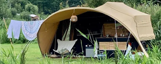 River Lodge boogluifel vouwwagen op natuurkampeerterrein