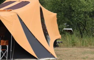 Zijkant van de Tuareg vouwwagen van Aart Kok