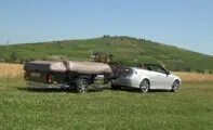 Livingstone achter Saab MK